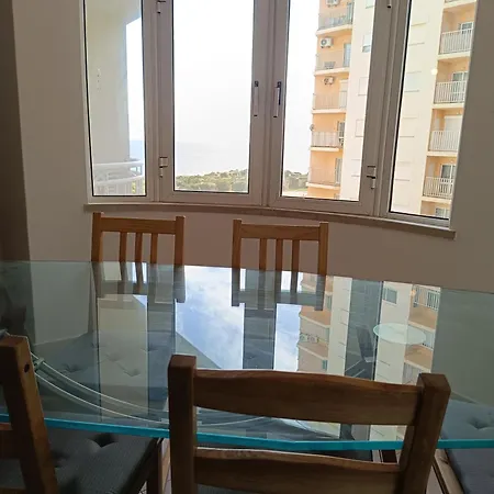 4a Atlantico T2 - Casas & Papeis