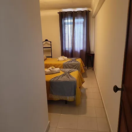 4a Atlantico T2 - Casas & Papeis * Armação de Pêra