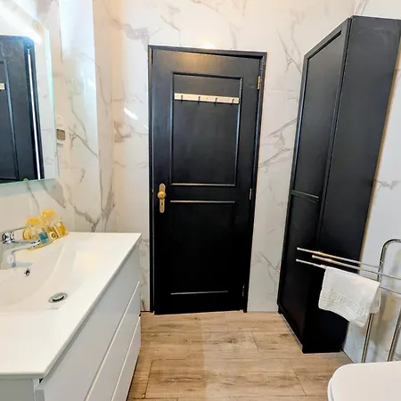 Appartamento 4a Atlantico T2 - Casas & Papeis Armação de Pêra