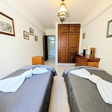 4a Atlantico T2 - Casas & Papeis Armação de Pêra